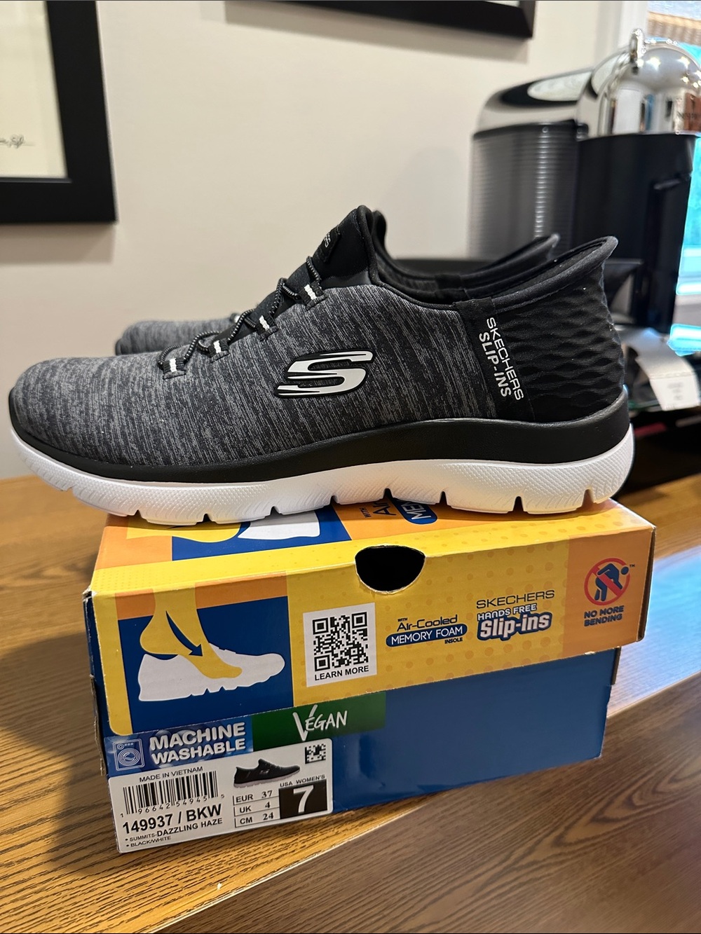 Skechers Ladies Slip-ins sneakers